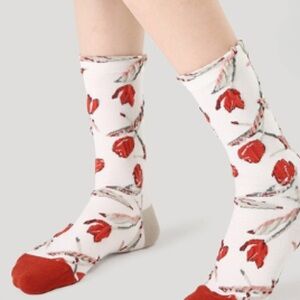 2 pairs - Red Tulip Crew Socks - Women's Floral Cotton Blend